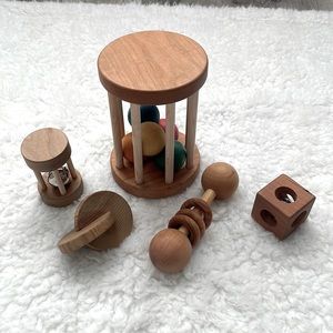 HeirLoomKidsUSA Montessori 4-8 Month Baby Play Kit of 5 Toys